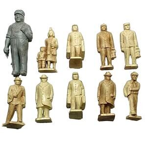 10 Marx Littletown Train Mother & Child, and Men 35mm Playset Figures 1950's